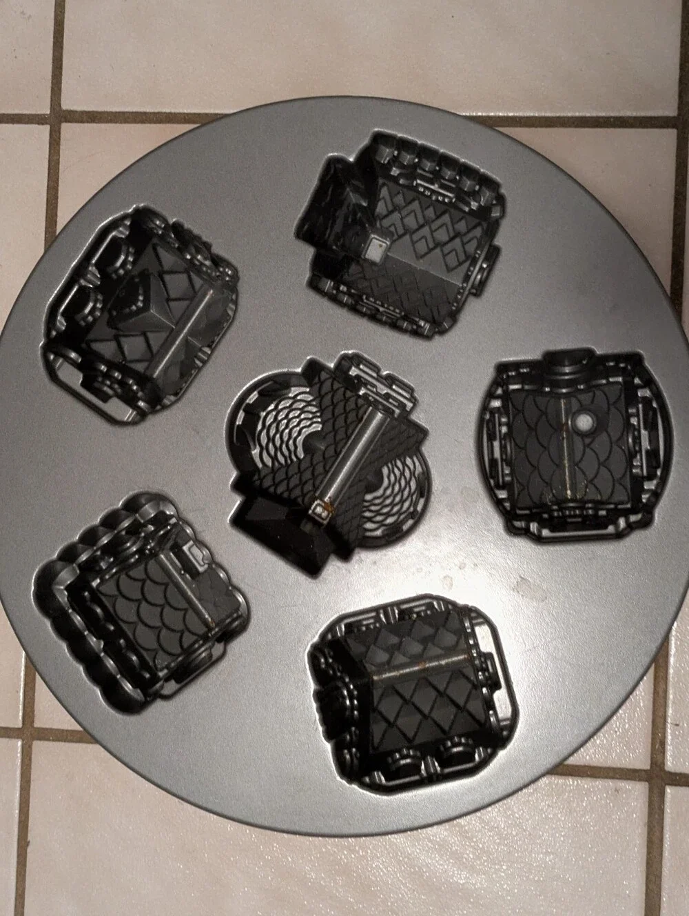 Nordic Ware Aluminum 6 Cup Cozy Village Non Stick Pan